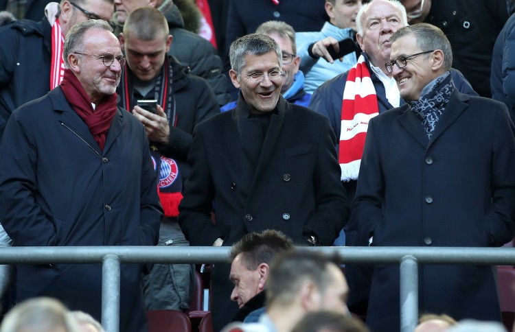 海纳：鲁梅尼格是这个时代拜仁的建筑师之一，向他表示衷心感谢