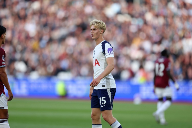 贝里瓦尔：打进英超首球感觉非常棒，这是梦想成真的时刻