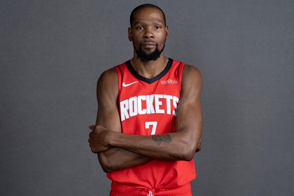 杜兰特：欧锦赛的比赛历练让申京变成更好的球员！